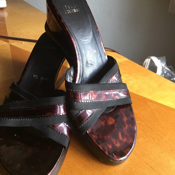 stuart weitzman slide sandals